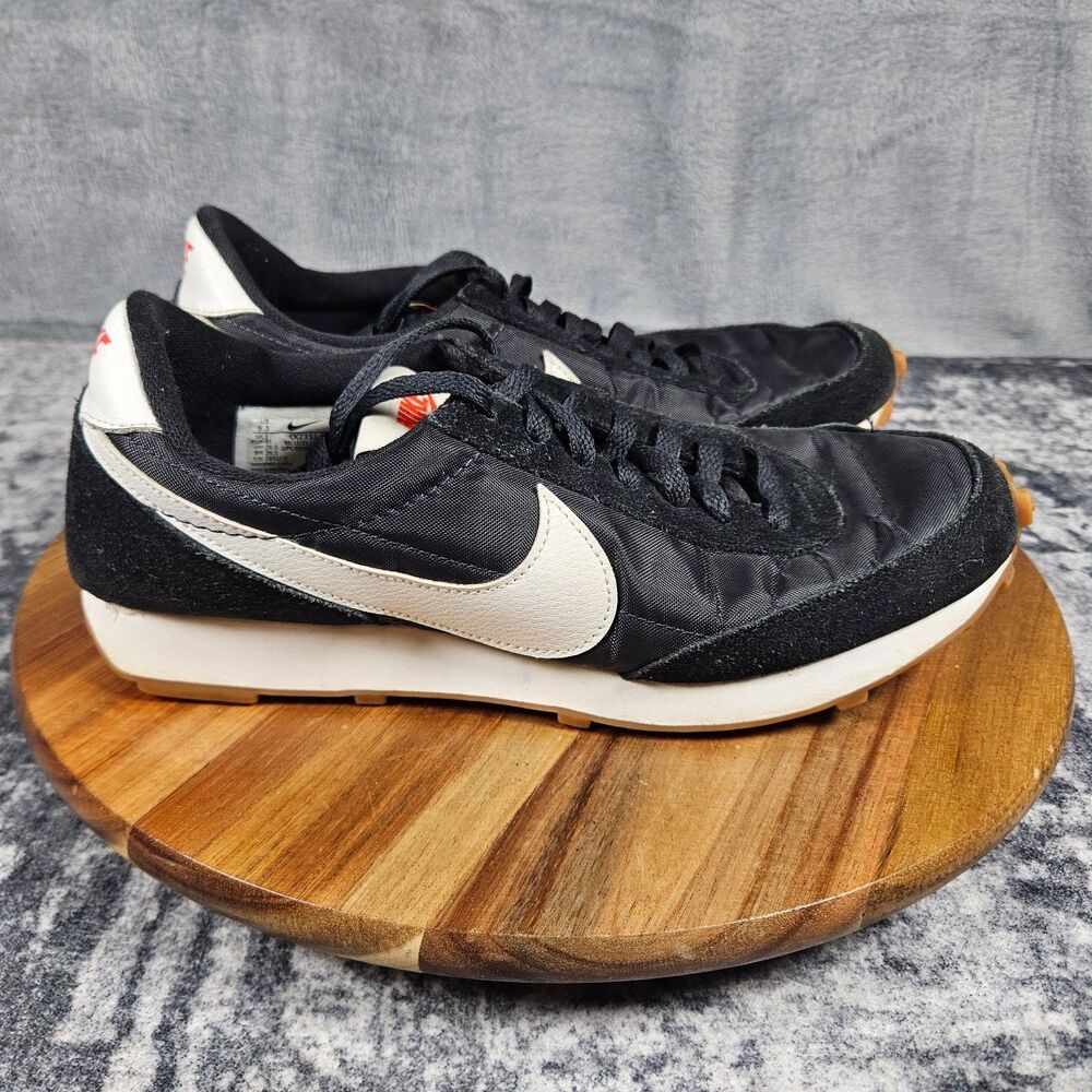 Nike Daybreak Shoes Womens 9.5 Black White Athletic Sneakers Low Top CK2351-001